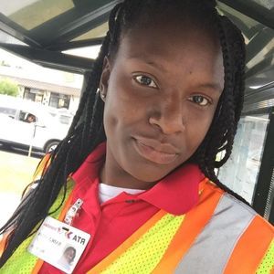 Meet your Posher, Idrianne